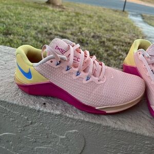 Nike Metcon Women's Pink and Yellow